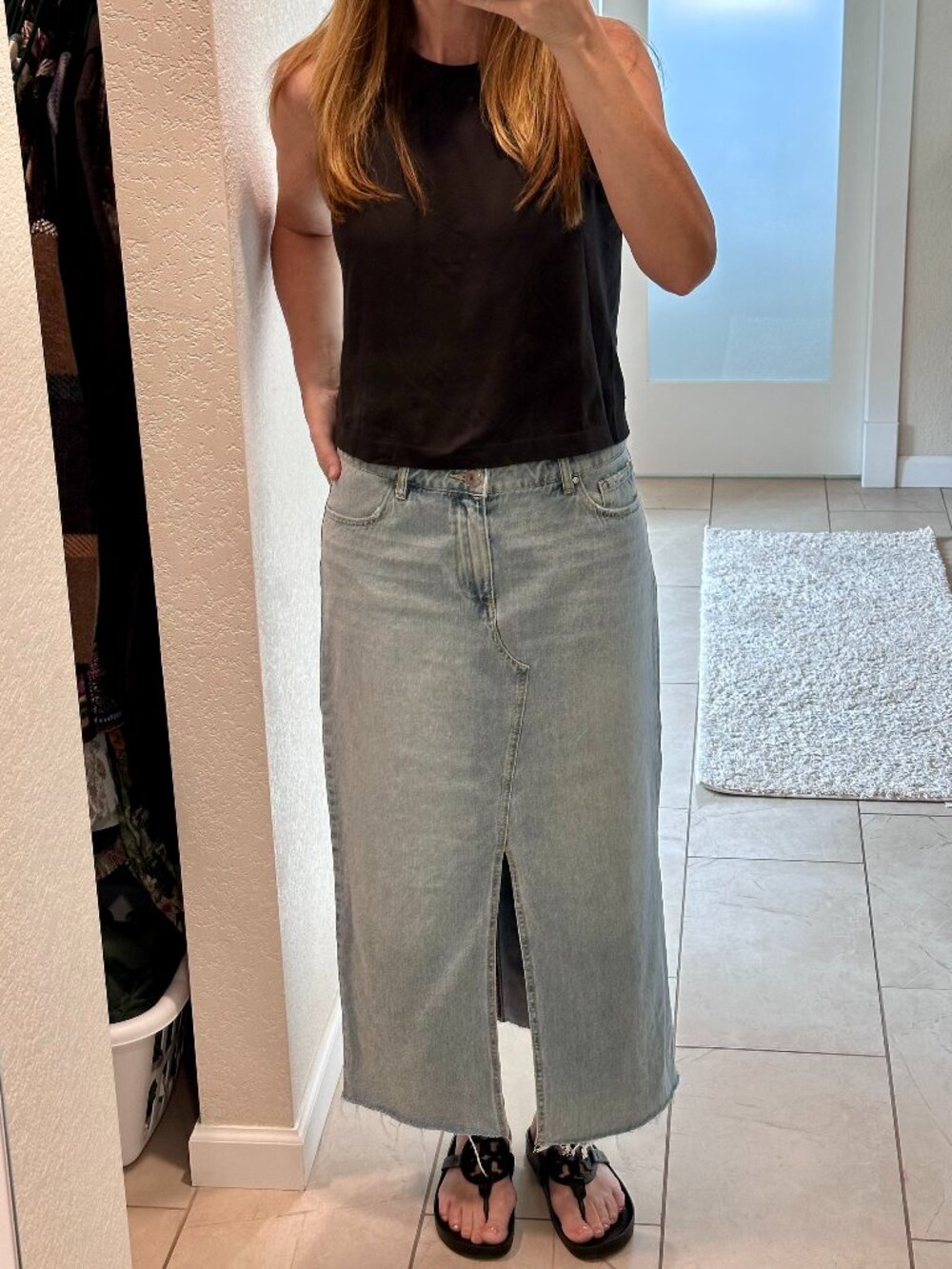 Size 8 Kut from the Kloth Brea Denim Skirt